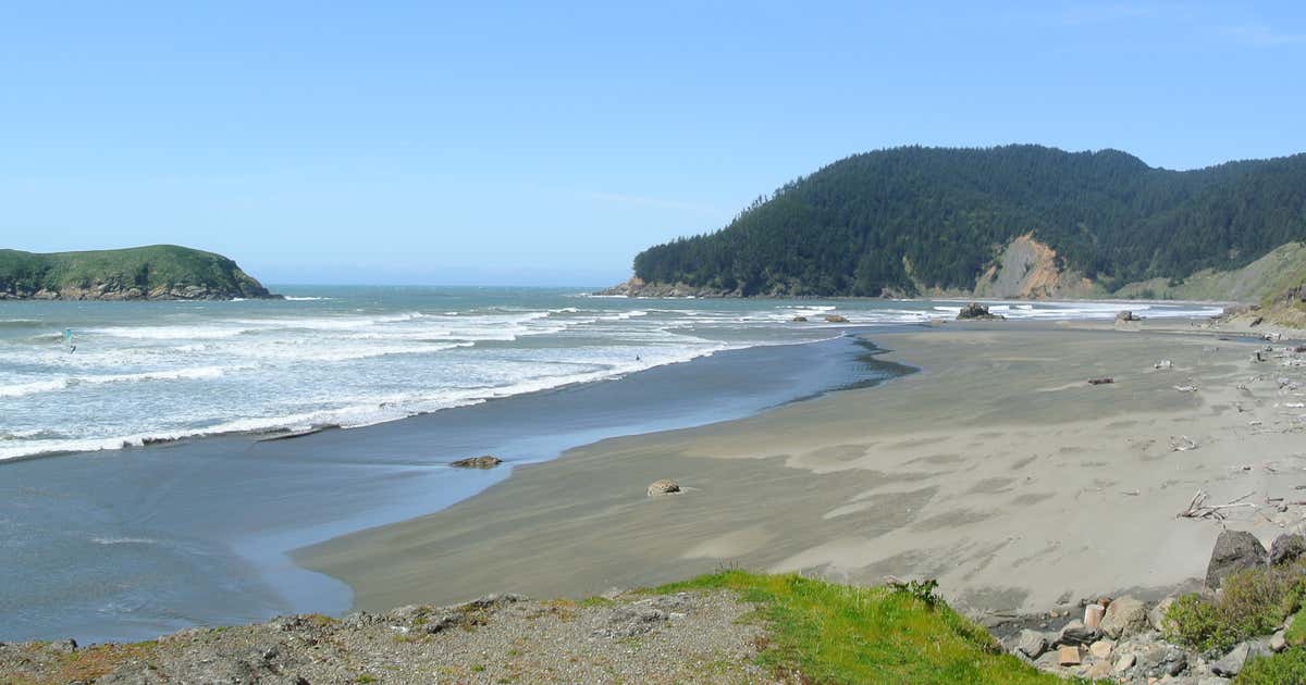 Pistol River State Scenic Viewpoint, Oregon Roadtrippers