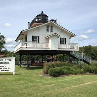 1886 Roanoke River Lighthouse