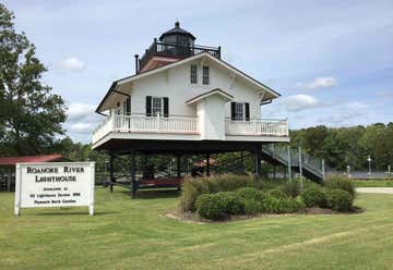 Photo of 1886 Roanoke River Lighthouse