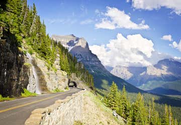 Photo of Going-to-The-Sun Road