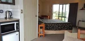 Omau Settlers Lodge Motel