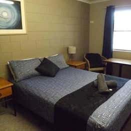 Sunbird Motel