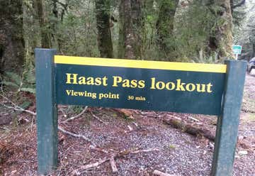 Photo of Haast pass lookout