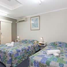 Tandara Hotel Motel