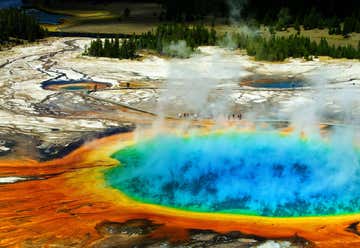 Photo of Yellowstone National Park, Grand Loop Rd Yellowstone WY