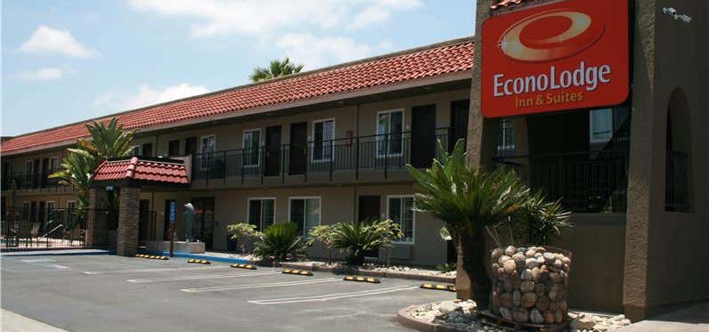 Photo of Econo Lodge Inn & Suites Escondido Downtown