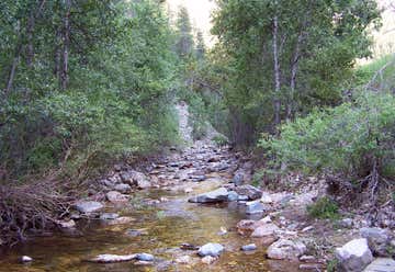 Photo of Devil's Bathtub Trail