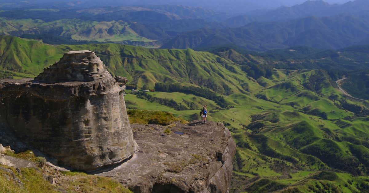 Bell Rock, Hawkes's Bay Roadtrippers