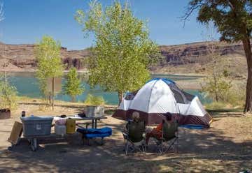 Photo of Lake Owyhee State Park