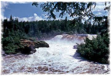 Photo of Pisew Falls Provincial Park