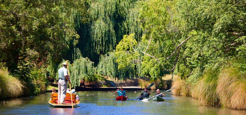 Photo of Punting on the Avon