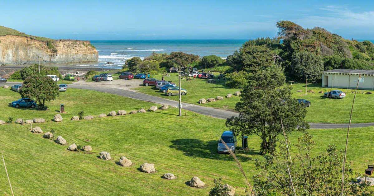 Kai Iwi Beach, ManawatuWanganui Roadtrippers
