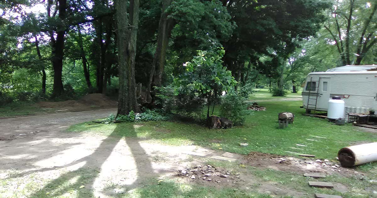 Walnut Grove Campgrounds, Boggstown Roadtrippers