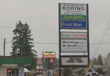 Photo of "Welcome to Boring" Sign