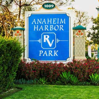 Anaheim Harbor RV Park