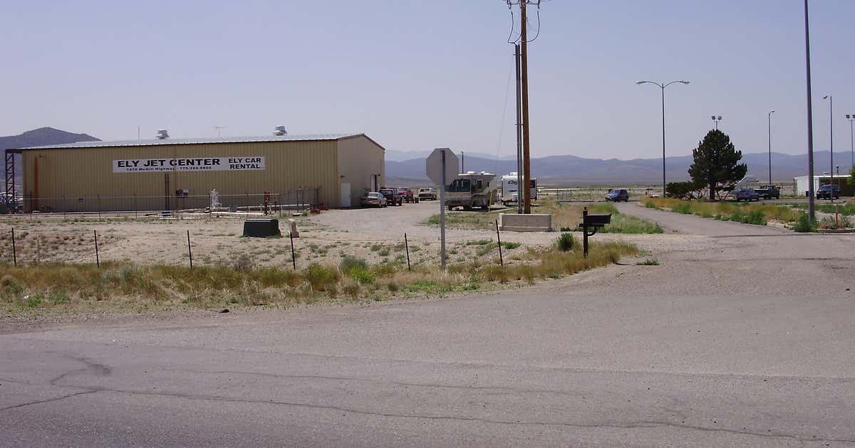 Ely Airport, Nevada Roadtrippers