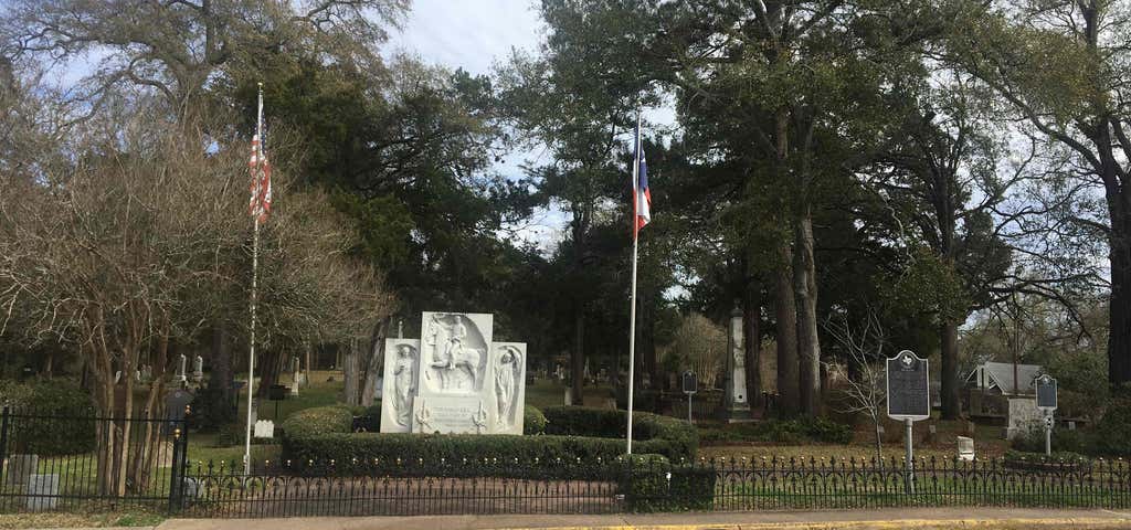 Photo of Sam Houston's Gravesite