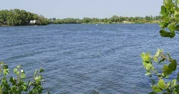 Lake Afton Park, Goddard Roadtrippers