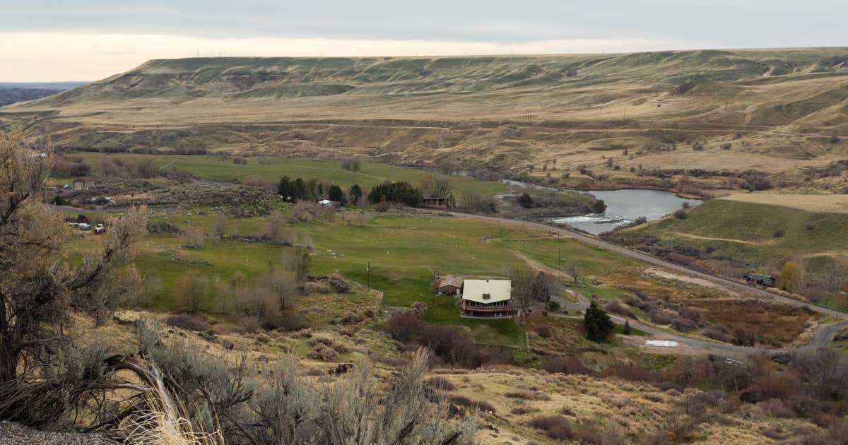 Hagerman Fossil Beds National Monument, Hagerman Roadtrippers
