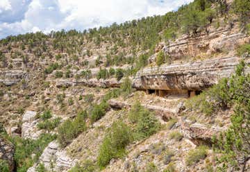 Photo of Walnut Canyon Nat'l Monument