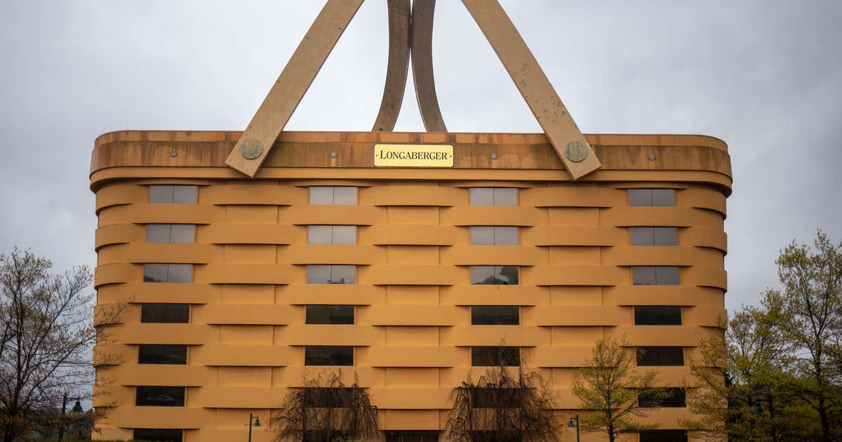 World's Biggest Basket, Newark Roadtrippers