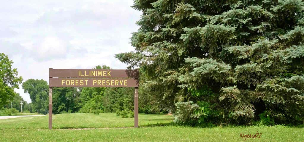 Photo of Illiniwek Forest Preserve