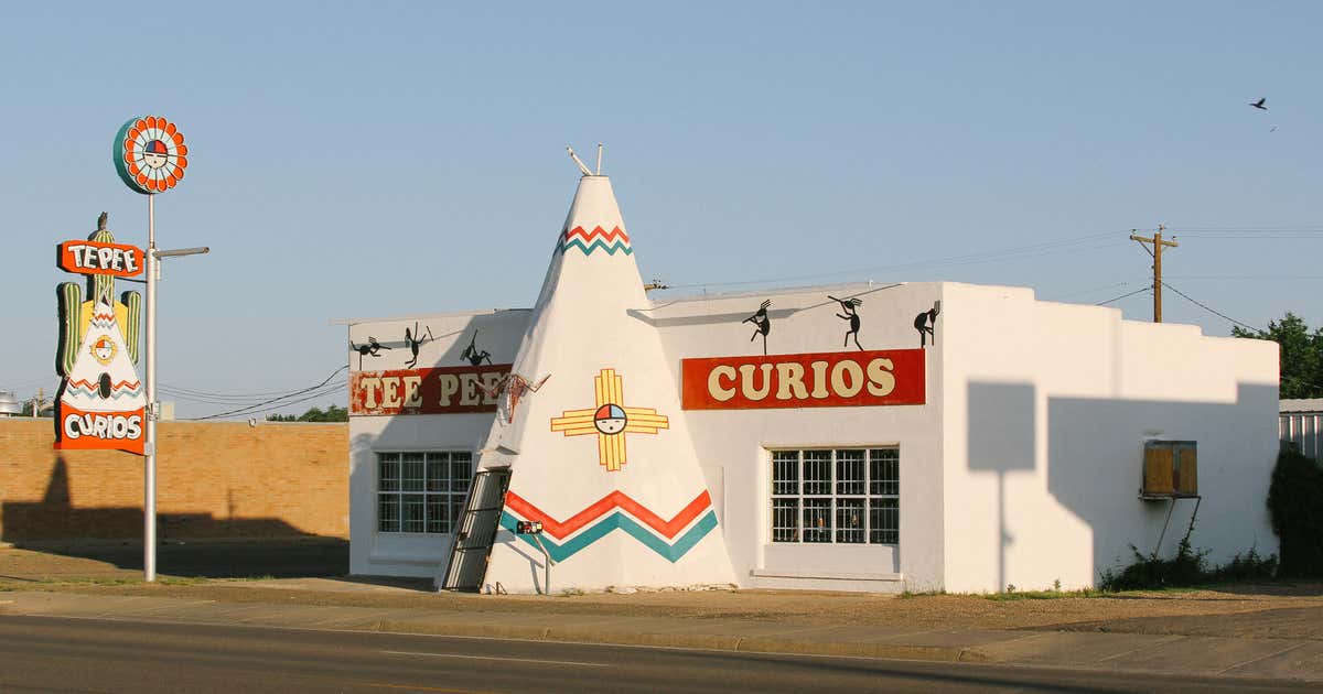 Tee Pee Curios, Tucumcari Roadtrippers