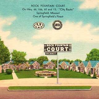 Rock Fountain Court Historic District