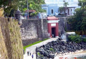 Photo of San Juan Gate