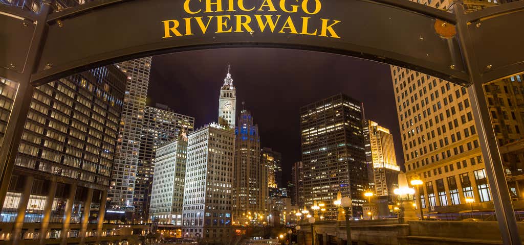 Photo of Chicago Riverwalk