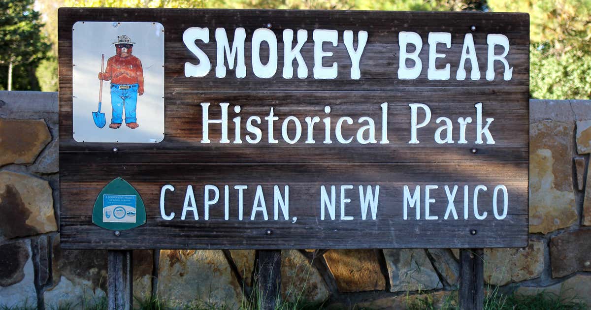 Smokey Bear Historical Park, Capitan Roadtrippers