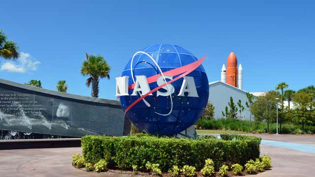 Kennedy Space Center Visitor Complex Titusville Fl Roadtrippers