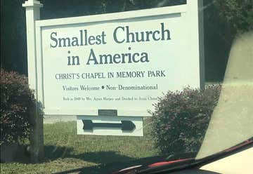 Photo of The Smallest Church in America