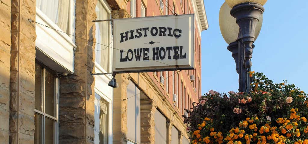 Photo of Lowe Hotel