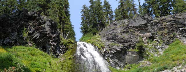 Plaikni Falls Trail