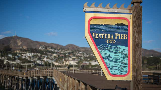 Ventura Pier Fishing Ventura Ca Roadtrippers