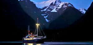 Milford Sound Day & Overnight Cruises