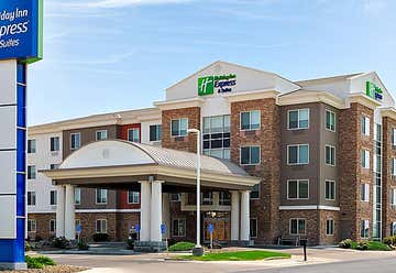 Photo of Holiday Inn Express Hotel & Suites Ontario