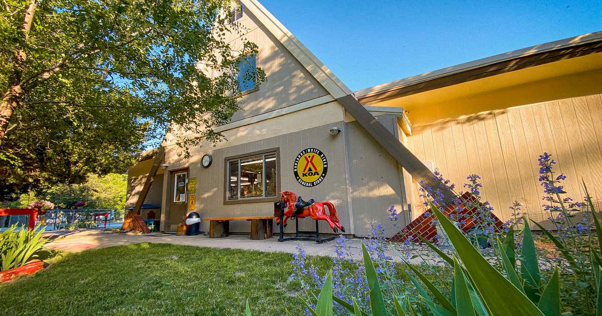 Badlands / White River KOA Holiday, Interior Roadtrippers