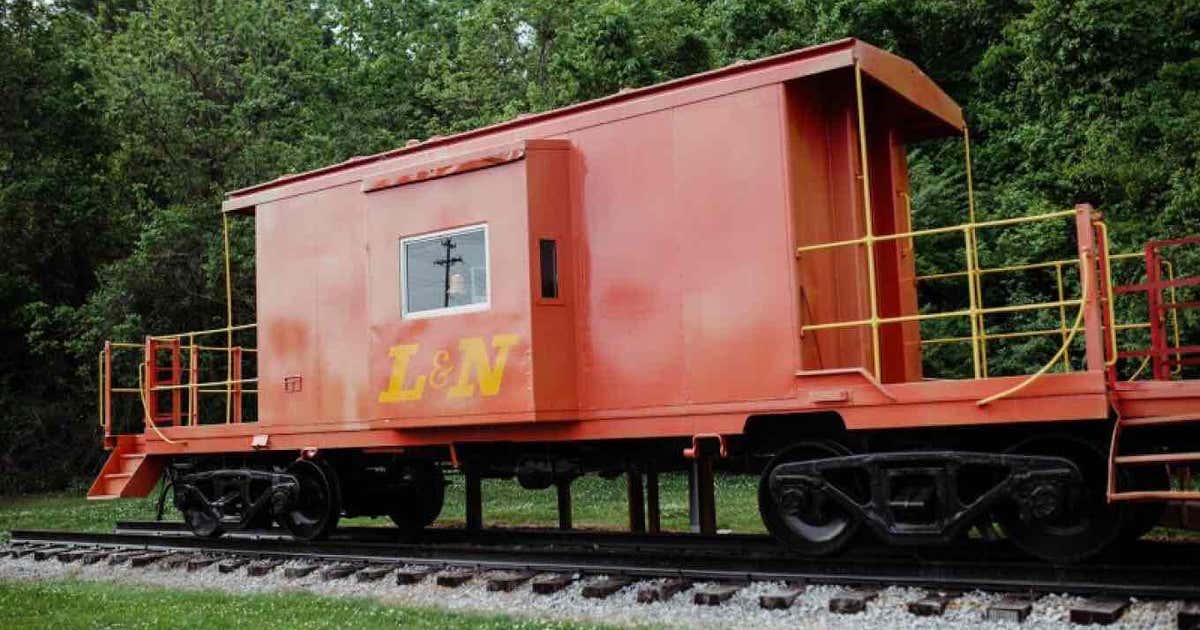 Waverly Train Explosion Memorial Museum, Waverly Roadtrippers