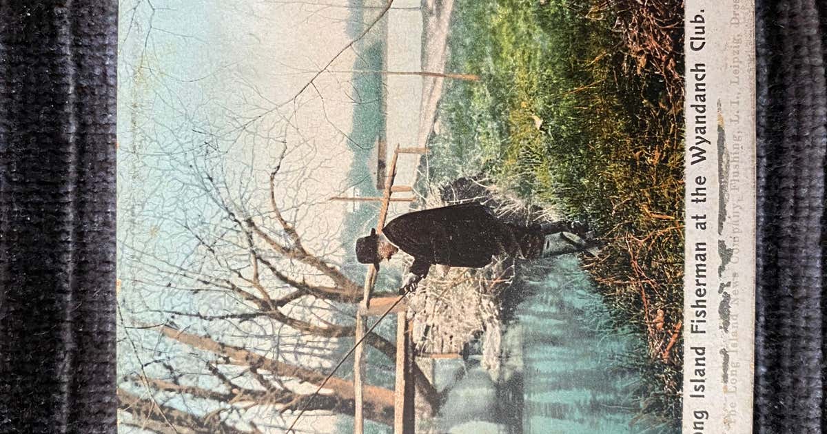 Wyandanch Club Historic District, Smithtown Roadtrippers