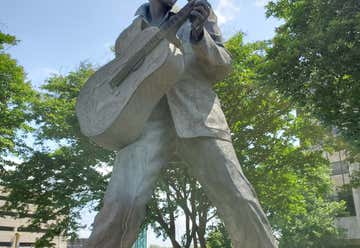 Photo of Statue Of Elvis