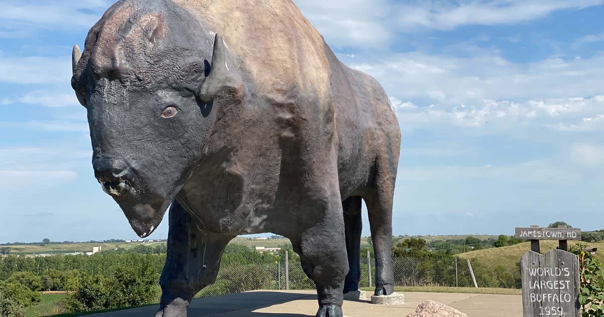 Worlds Largest Buffalo Monument, Jamestown | Roadtrippers