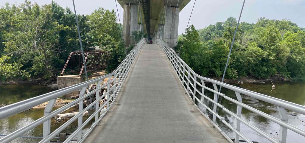 Photo of Robert E. Lee Memorial Bridge