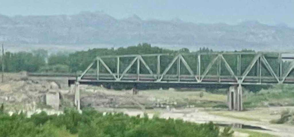 Photo of Powder River Bridge