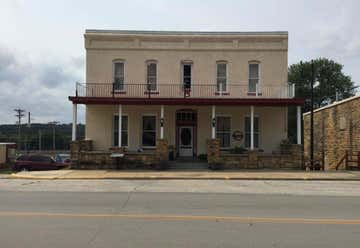 Photo of The Old Commercial Hotel