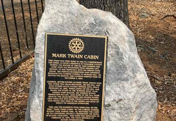 Photo of Mark Twain's Cabin
