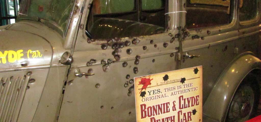 Photo of Bonnie and Clyde's Death Car