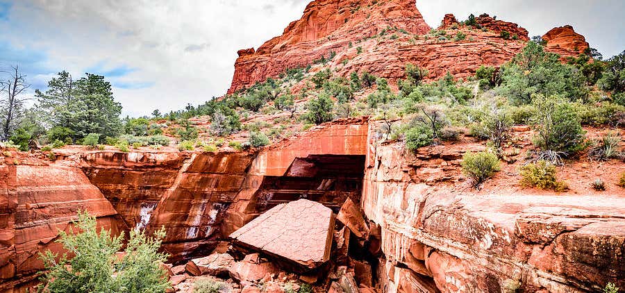Photo of Soldiers Pass Trail   Devil's Kitchen Sinkhole