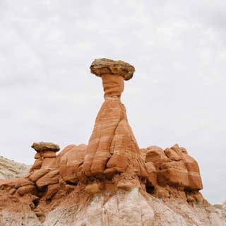 Paria Rimrocks Toadstool Hoodoos